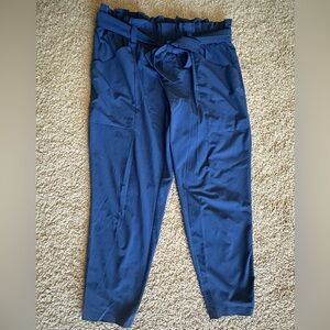 Athleta silky Pants with Tie Belt